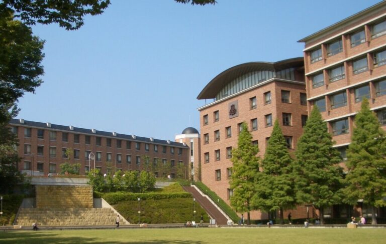 昨夏から受験勉強を始めると同時に貴塾にお世話になりました