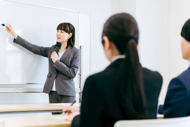 集団指導の予備校に向いている人