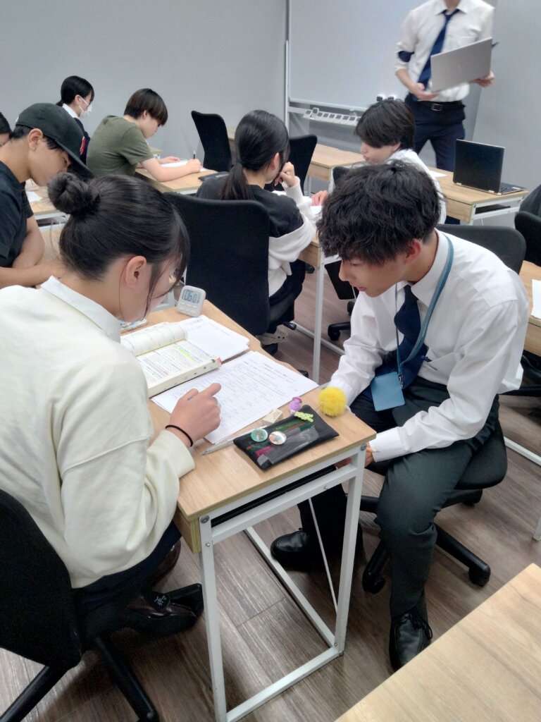 英文法ゼミの様子です！