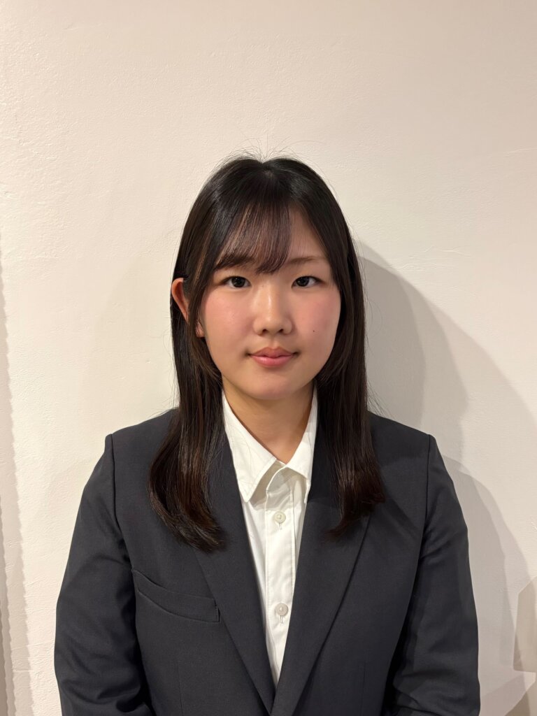 神川くるみ