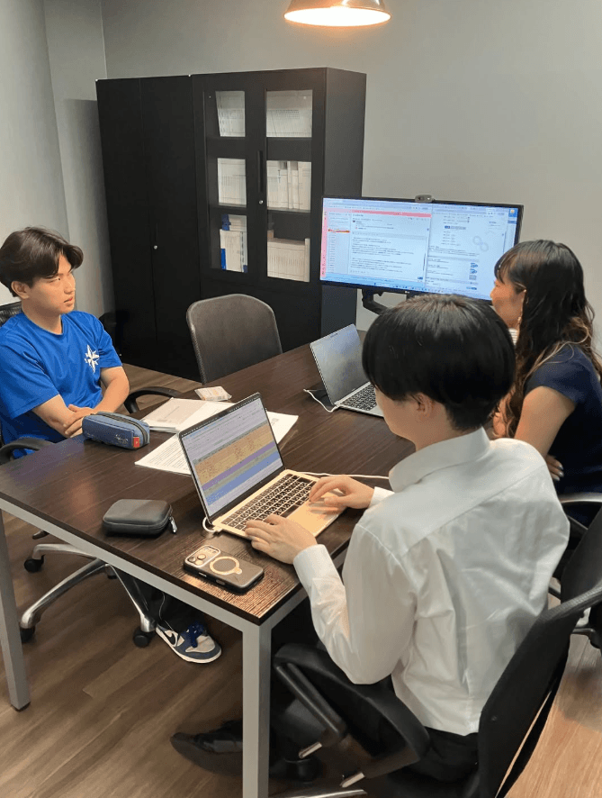 本部の林SV宮本マネージャーに特別に生徒面談をしていただきました！