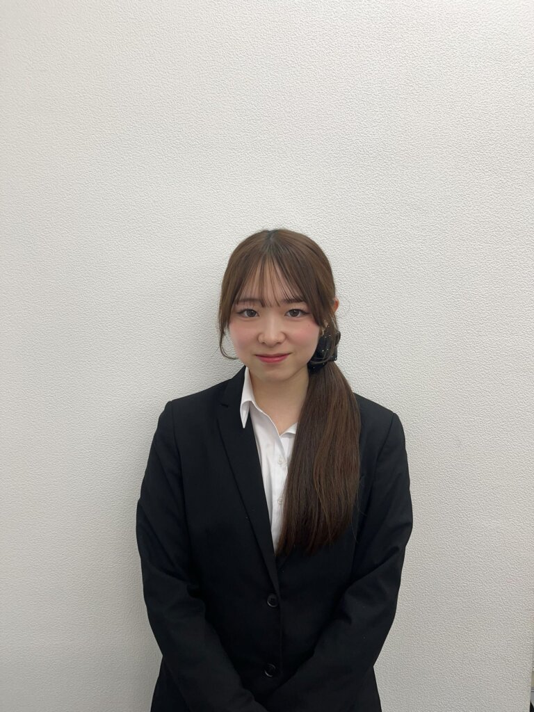 東 さとり